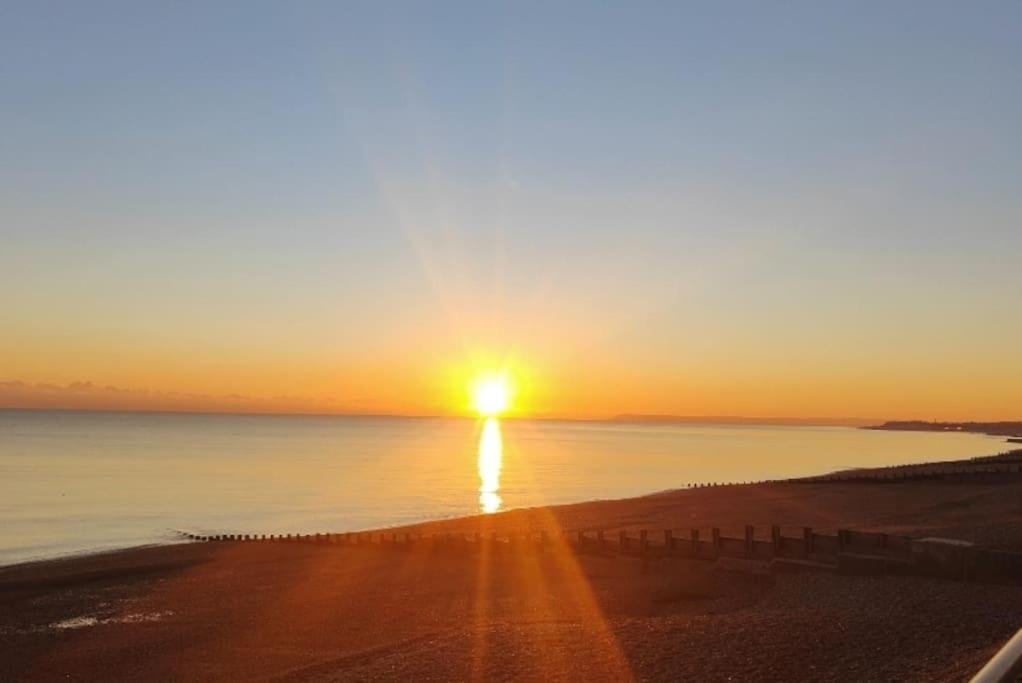 Ferienwohnung Stunning Seafront Flat,St Leonards Exterior foto